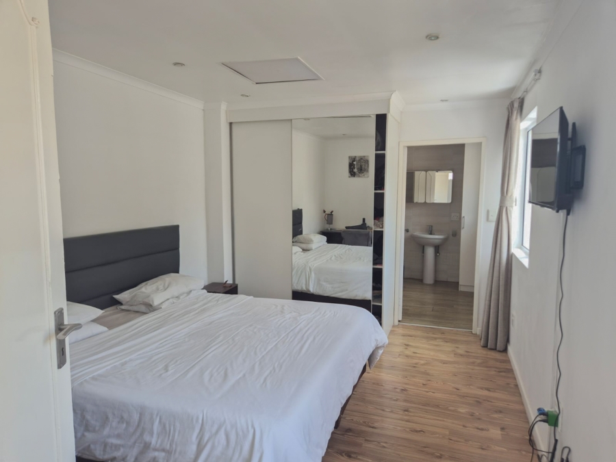 To Let 1 Bedroom Property for Rent in Parkhurst Gauteng