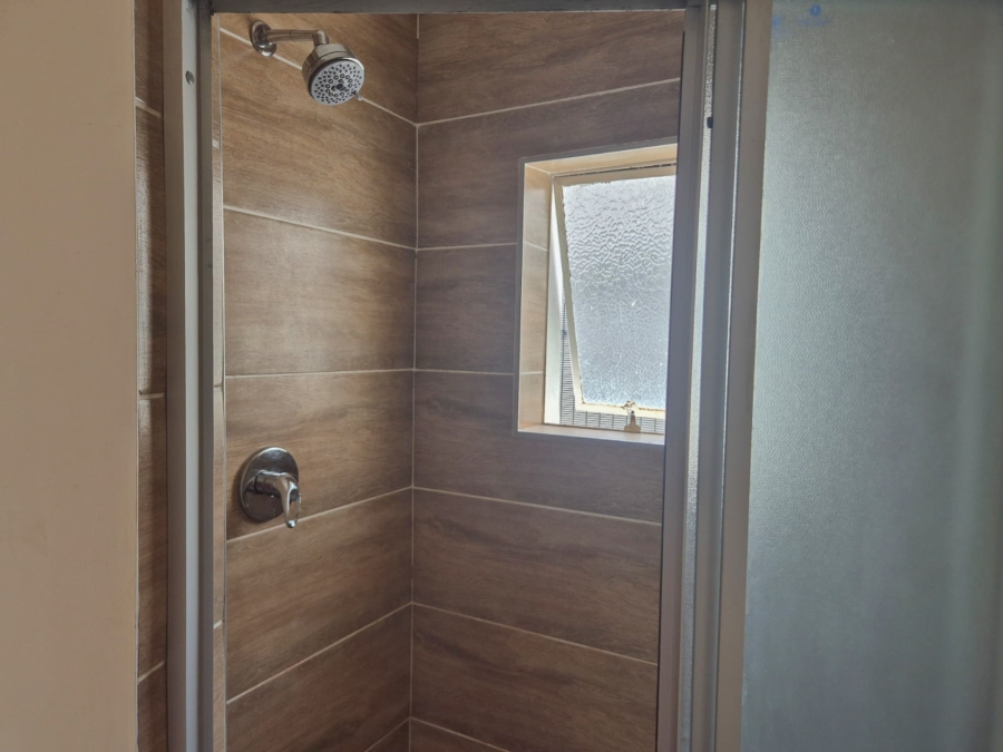 To Let 1 Bedroom Property for Rent in Parkhurst Gauteng