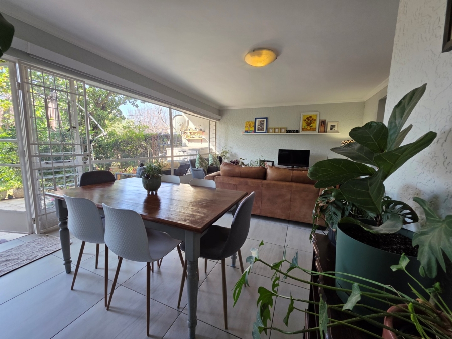 2 Bedroom Property for Sale in Robindale Gauteng