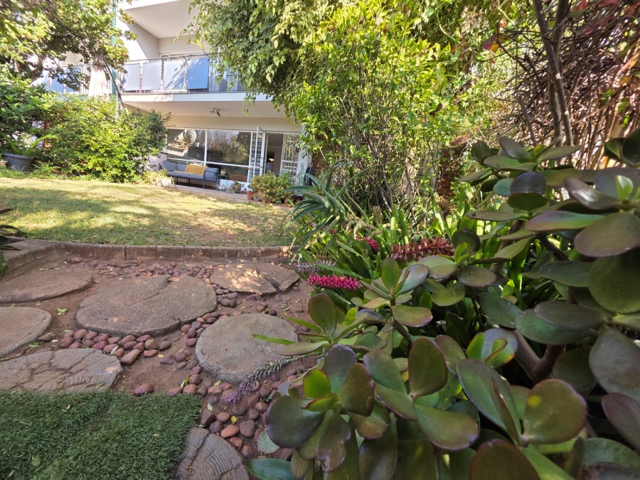 2 Bedroom Property for Sale in Robindale Gauteng
