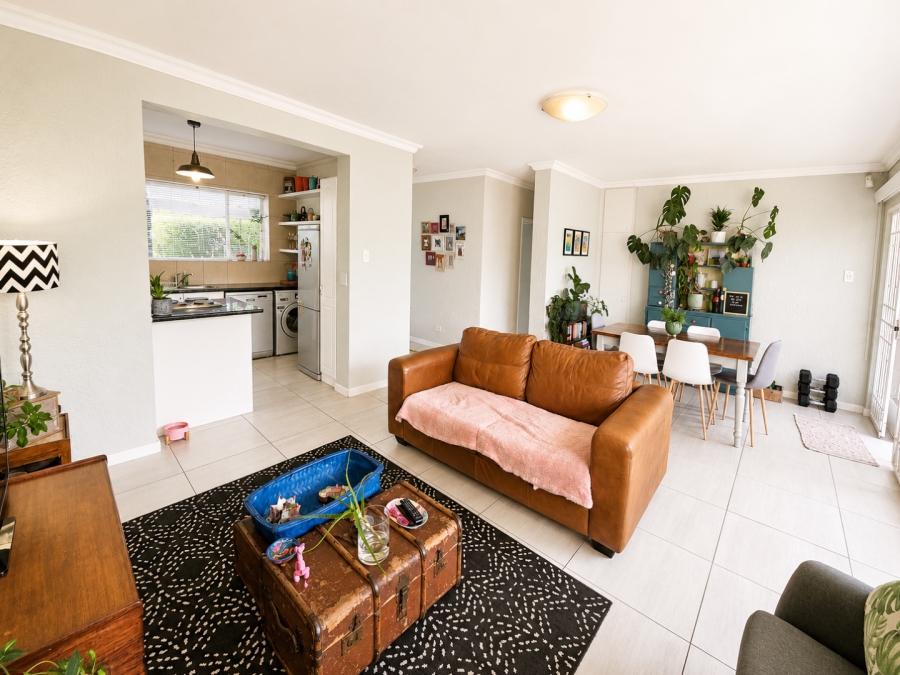 2 Bedroom Property for Sale in Robindale Gauteng