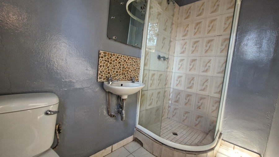 4 Bedroom Property for Sale in Bellevue East Gauteng