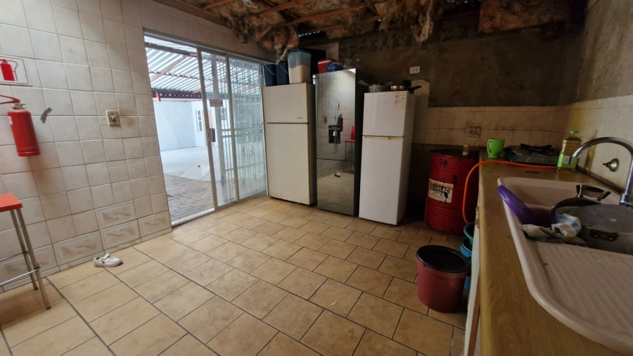 4 Bedroom Property for Sale in Bellevue East Gauteng