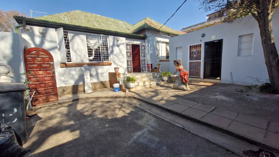 4 Bedroom Property for Sale in Bellevue East Gauteng