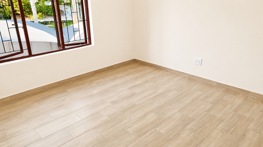 2 Bedroom Property for Sale in Linden Gauteng