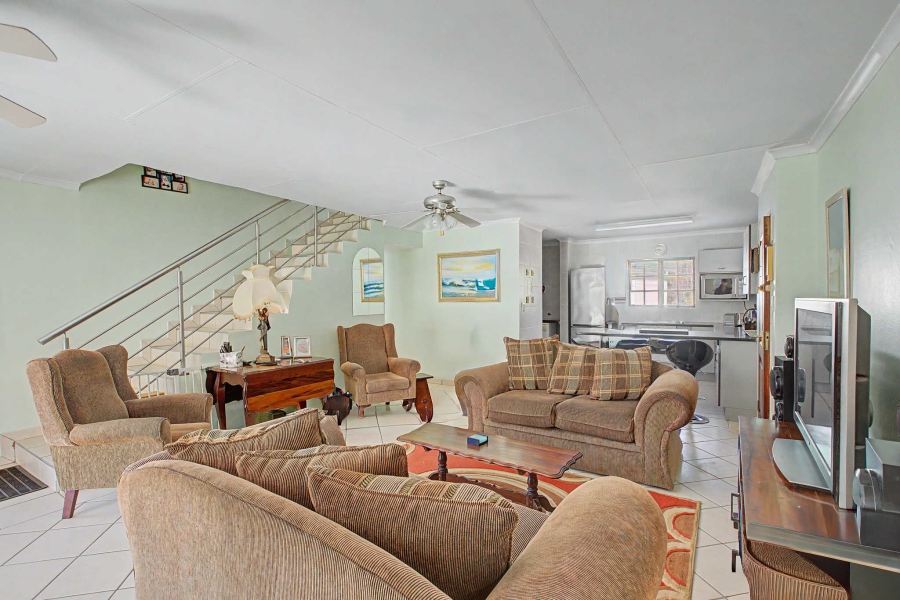 5 Bedroom Property for Sale in Vaalview Gauteng