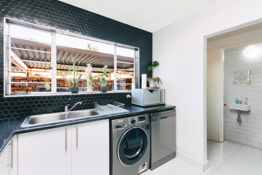 2 Bedroom Property for Sale in Sundowner Gauteng