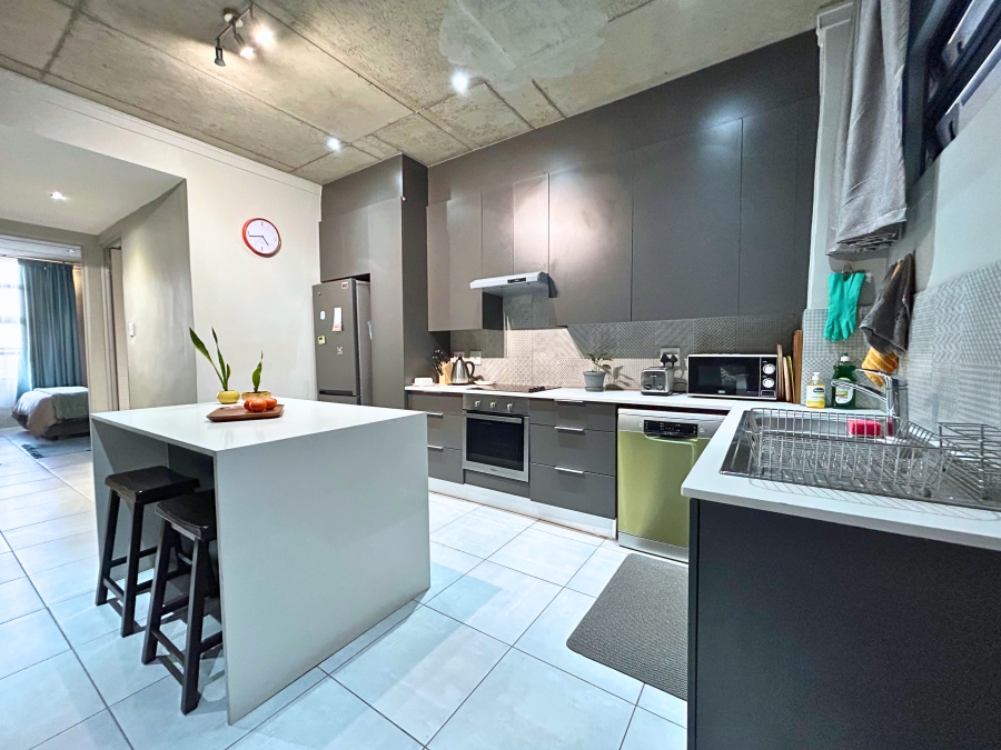 2 Bedroom Property for Sale in Brooklyn Gauteng