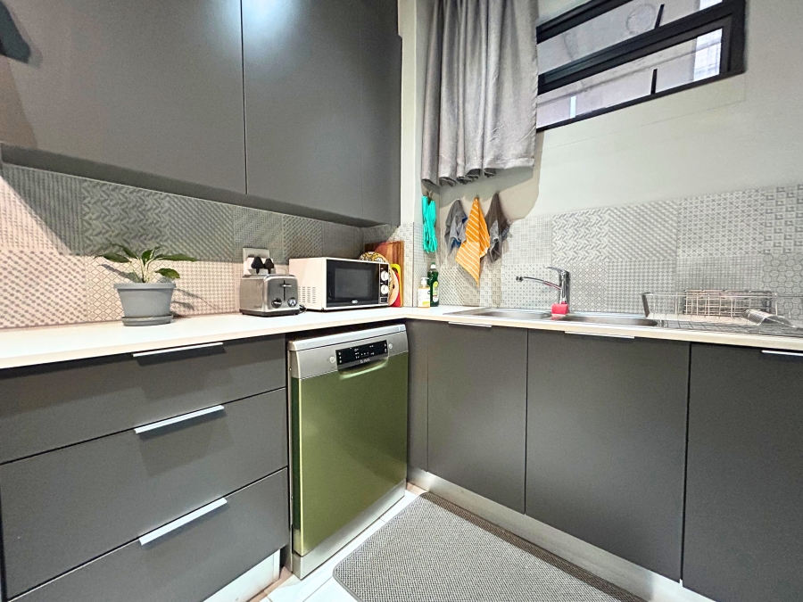 2 Bedroom Property for Sale in Brooklyn Gauteng