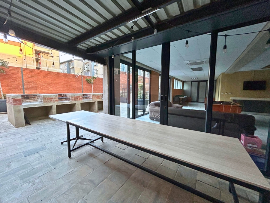 2 Bedroom Property for Sale in Brooklyn Gauteng