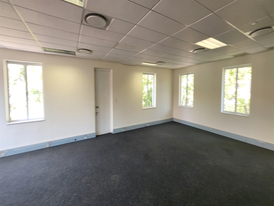 To Let Commercial Property for Rent in Wierda Valley Gauteng