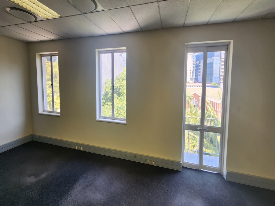 To Let Commercial Property for Rent in Wierda Valley Gauteng