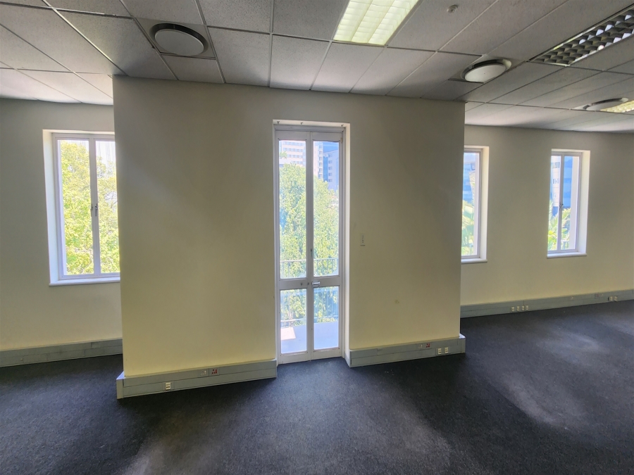 To Let Commercial Property for Rent in Wierda Valley Gauteng