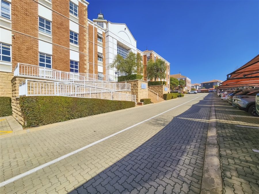 To Let Commercial Property for Rent in Fourways Gauteng