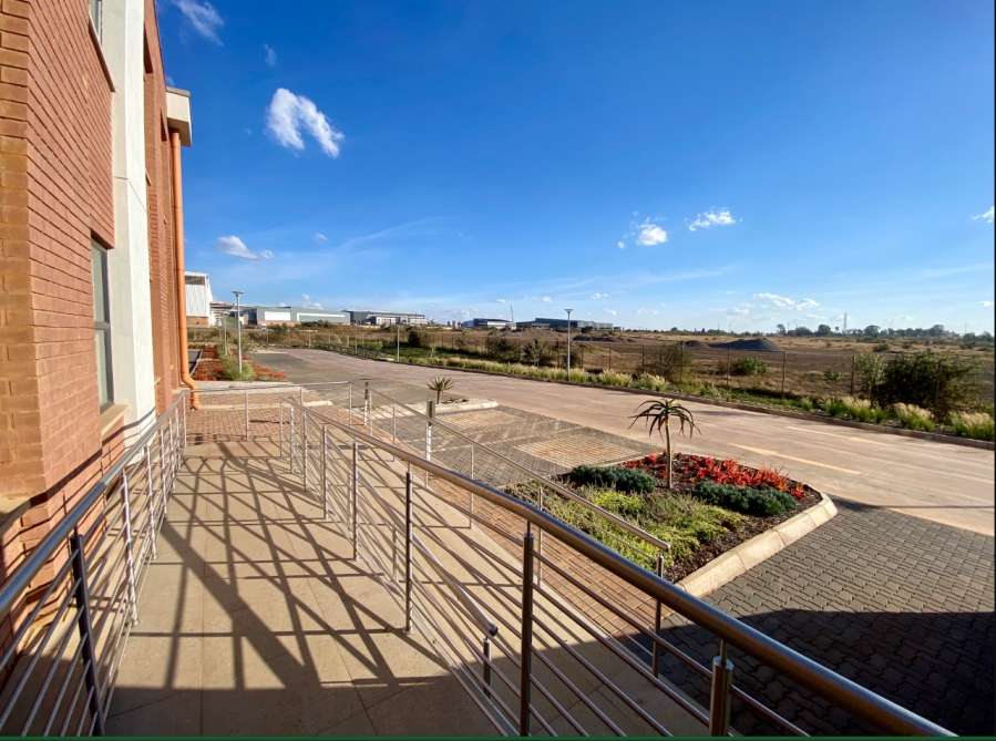 To Let Commercial Property for Rent in Olifantsfontein Gauteng
