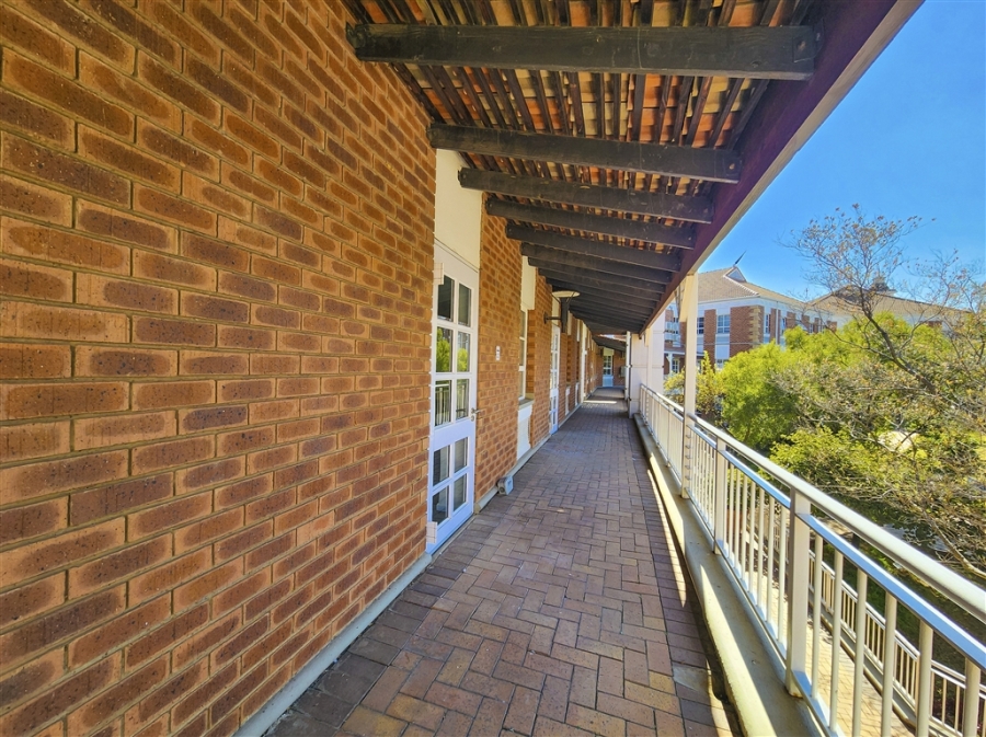 To Let Commercial Property for Rent in Fourways Gauteng