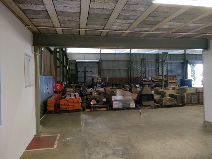 To Let Commercial Property for Rent in Strijdom Park Gauteng