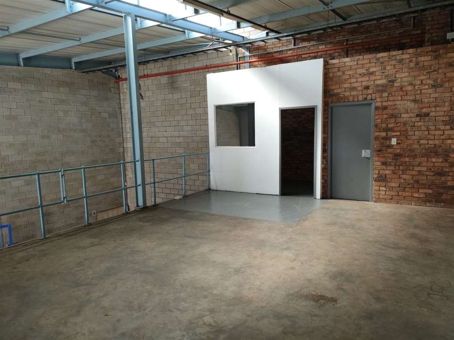 To Let Commercial Property for Rent in Strijdom Park Gauteng
