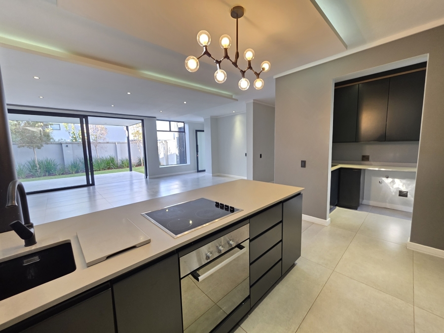 3 Bedroom Property for Sale in Waterkloof Heights Gauteng