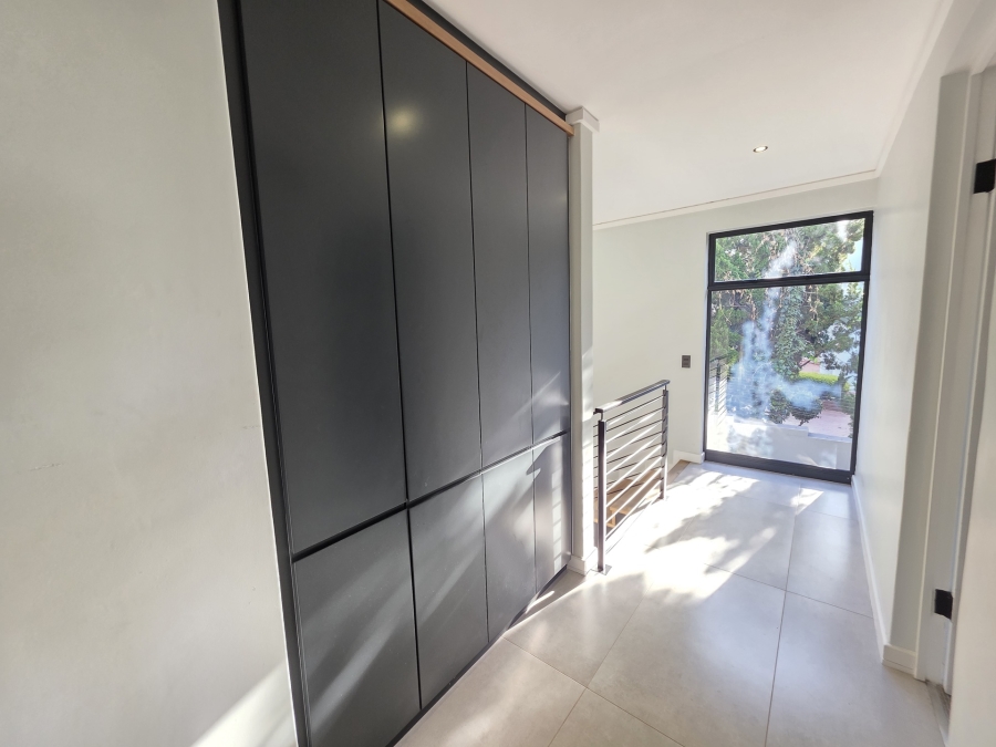 3 Bedroom Property for Sale in Waterkloof Heights Gauteng