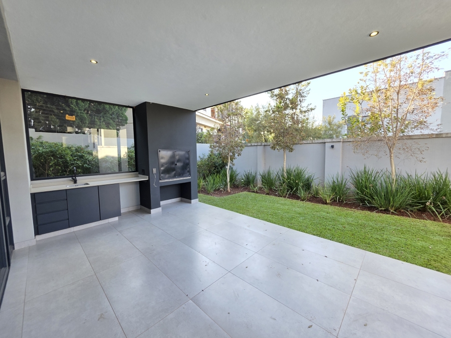 3 Bedroom Property for Sale in Waterkloof Heights Gauteng