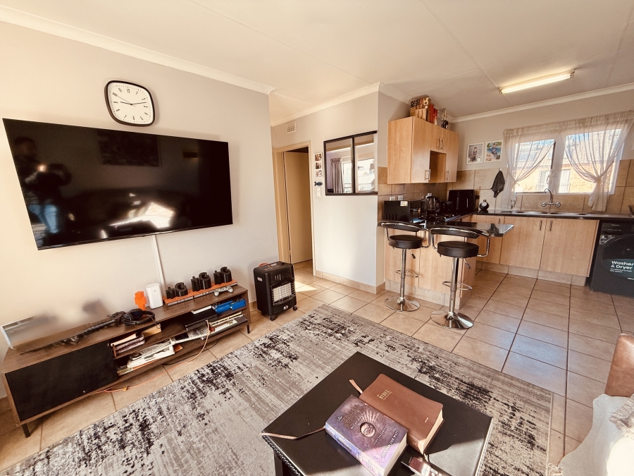2 Bedroom Property for Sale in Olympus AH Gauteng
