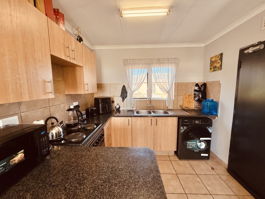 2 Bedroom Property for Sale in Olympus AH Gauteng