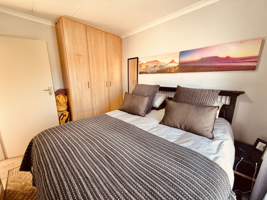 2 Bedroom Property for Sale in Olympus AH Gauteng