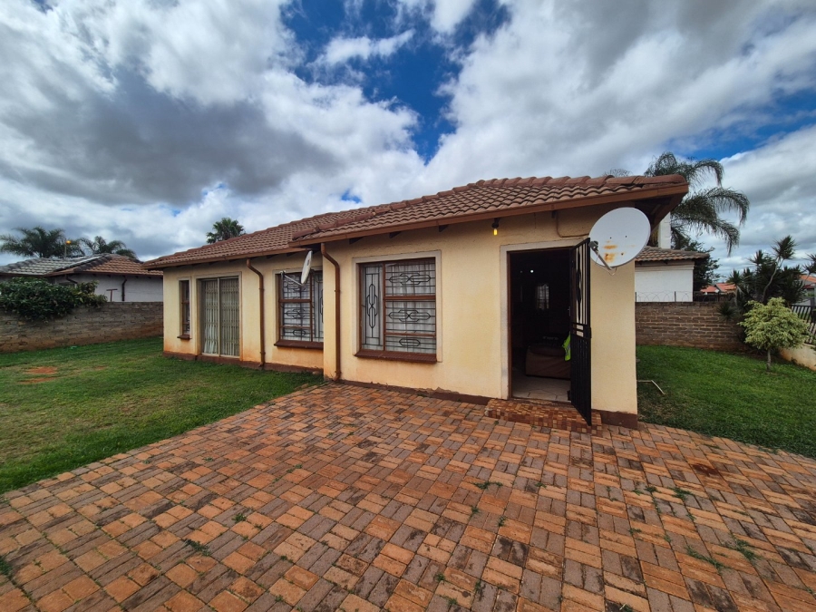 3 Bedroom Property for Sale in The Orchards Gauteng