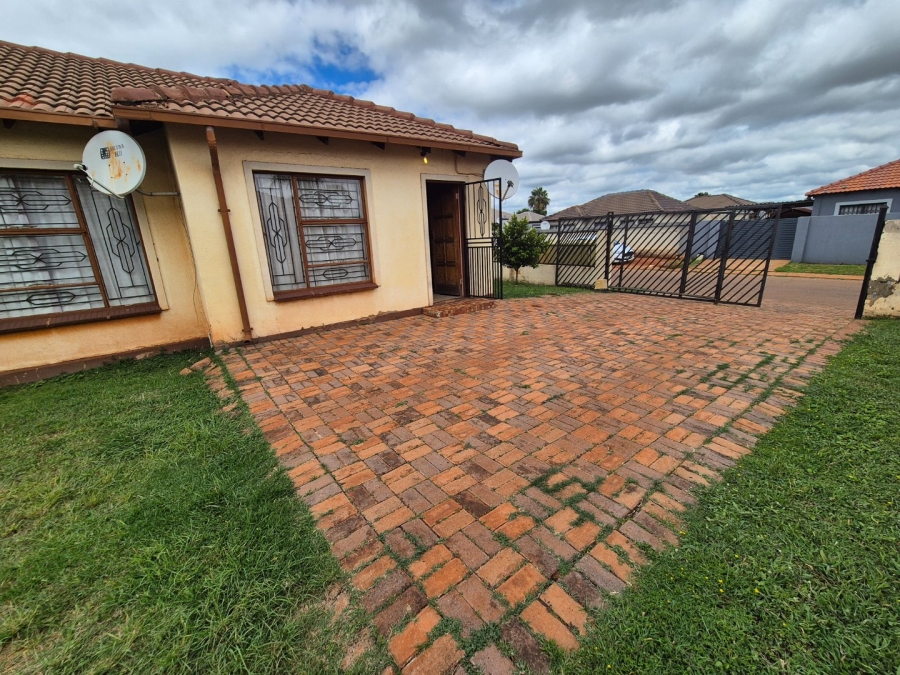 3 Bedroom Property for Sale in The Orchards Gauteng