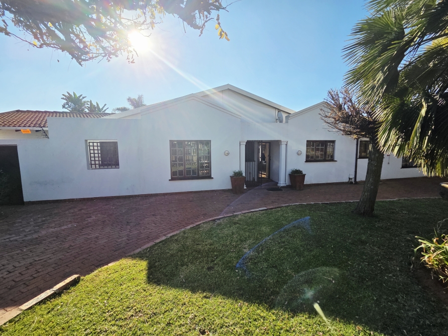 5 Bedroom Property for Sale in Noordwyk Gauteng