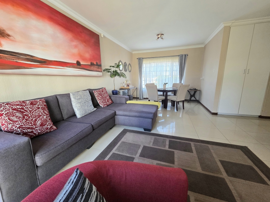 5 Bedroom Property for Sale in Noordwyk Gauteng
