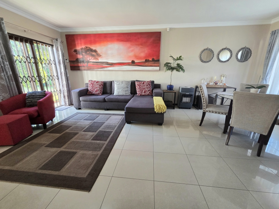 5 Bedroom Property for Sale in Noordwyk Gauteng