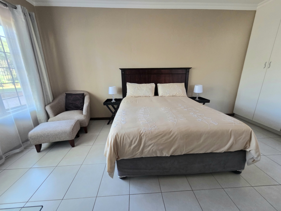 5 Bedroom Property for Sale in Noordwyk Gauteng