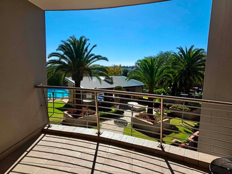 To Let 1 Bedroom Property for Rent in Sandown Gauteng