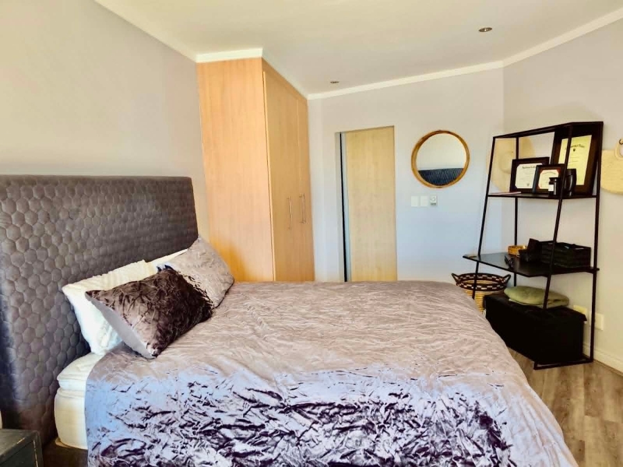 To Let 1 Bedroom Property for Rent in Sandown Gauteng