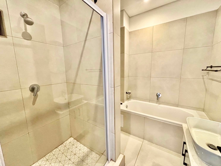 To Let 2 Bedroom Property for Rent in Illovo Gauteng