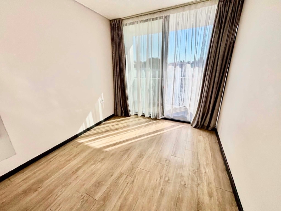 To Let 2 Bedroom Property for Rent in Illovo Gauteng