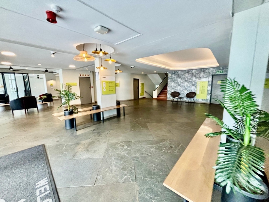 To Let 2 Bedroom Property for Rent in Illovo Gauteng