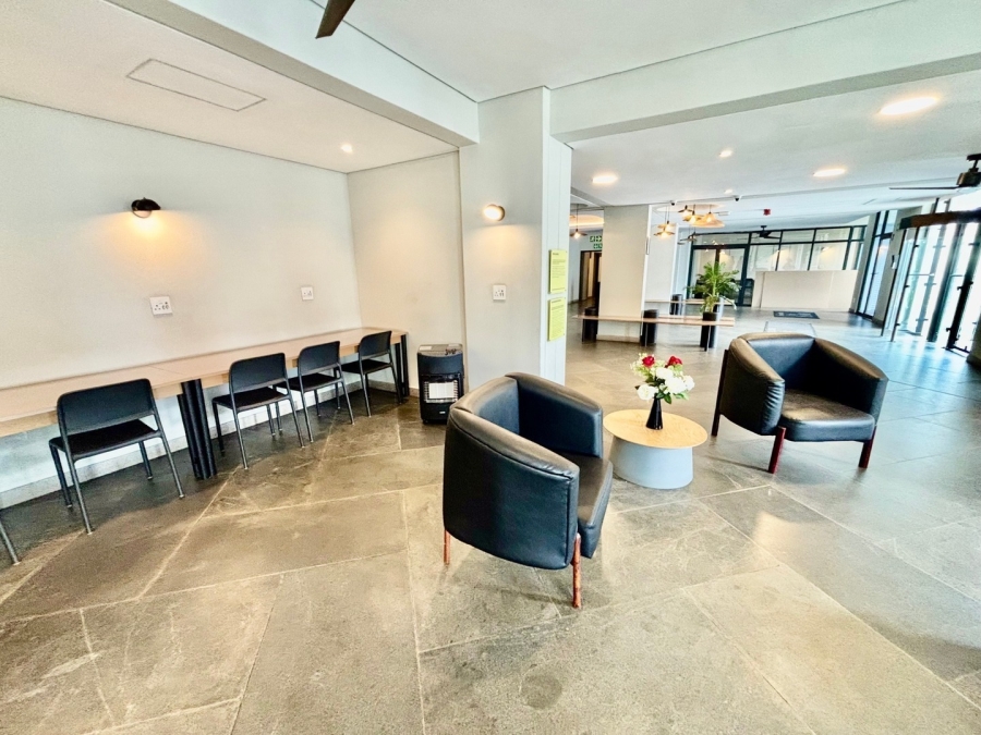 To Let 2 Bedroom Property for Rent in Illovo Gauteng