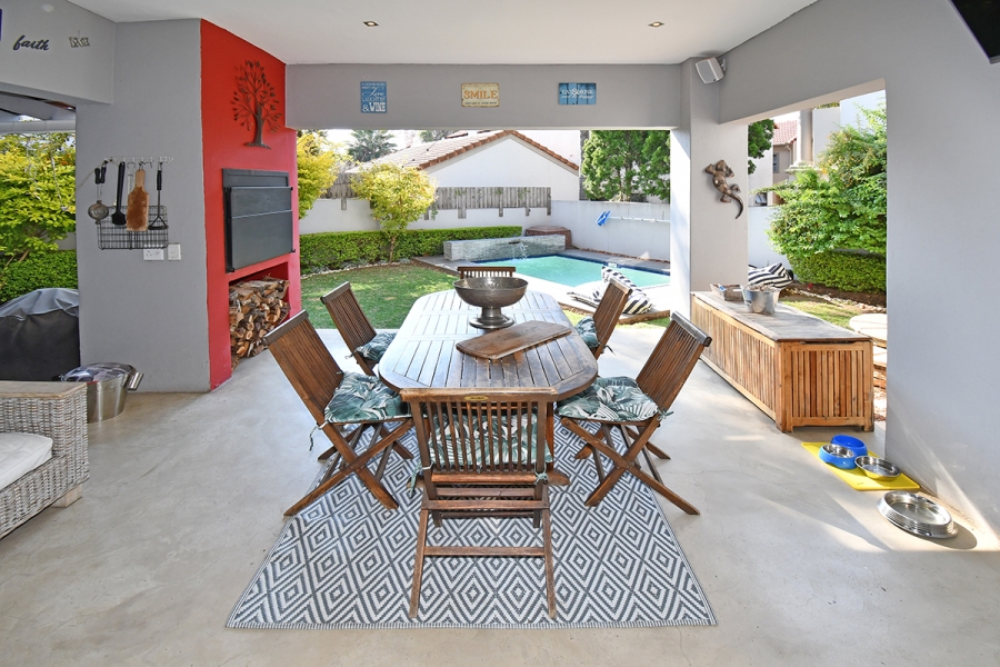 3 Bedroom Property for Sale in Broadacres Gauteng