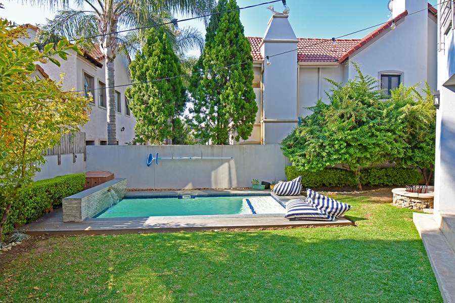 3 Bedroom Property for Sale in Broadacres Gauteng