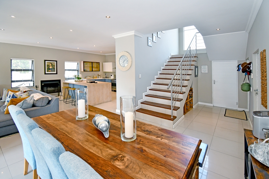 3 Bedroom Property for Sale in Broadacres Gauteng