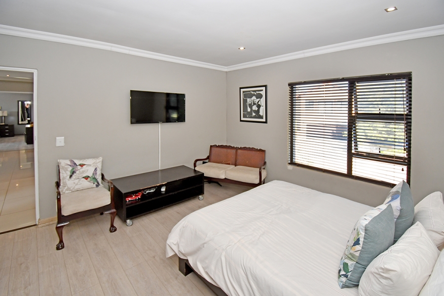 3 Bedroom Property for Sale in Broadacres Gauteng