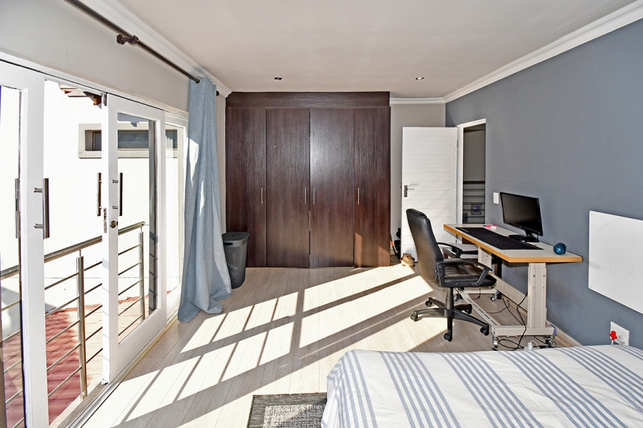 3 Bedroom Property for Sale in Broadacres Gauteng