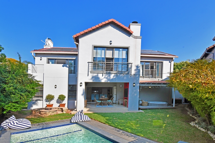 3 Bedroom Property for Sale in Broadacres Gauteng