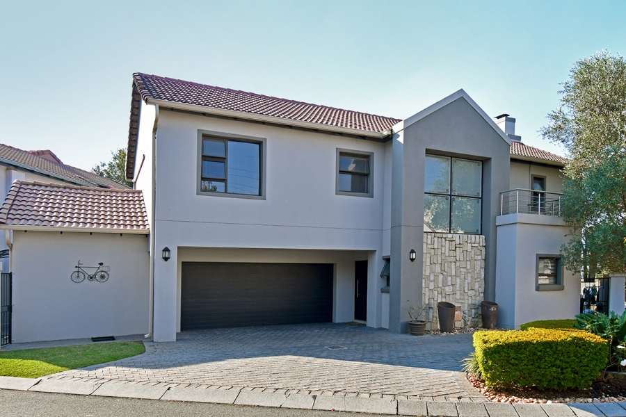 3 Bedroom Property for Sale in Broadacres Gauteng