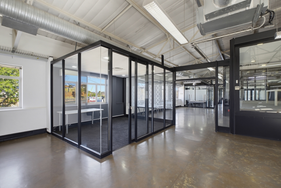 To Let Commercial Property for Rent in Strathavon Gauteng