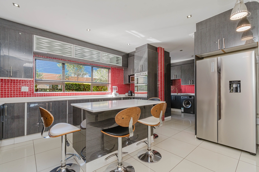 To Let 3 Bedroom Property for Rent in Cedar Creek Gauteng
