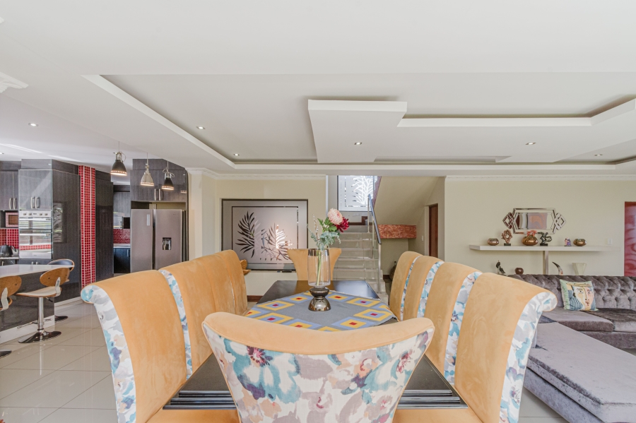 To Let 3 Bedroom Property for Rent in Cedar Creek Gauteng